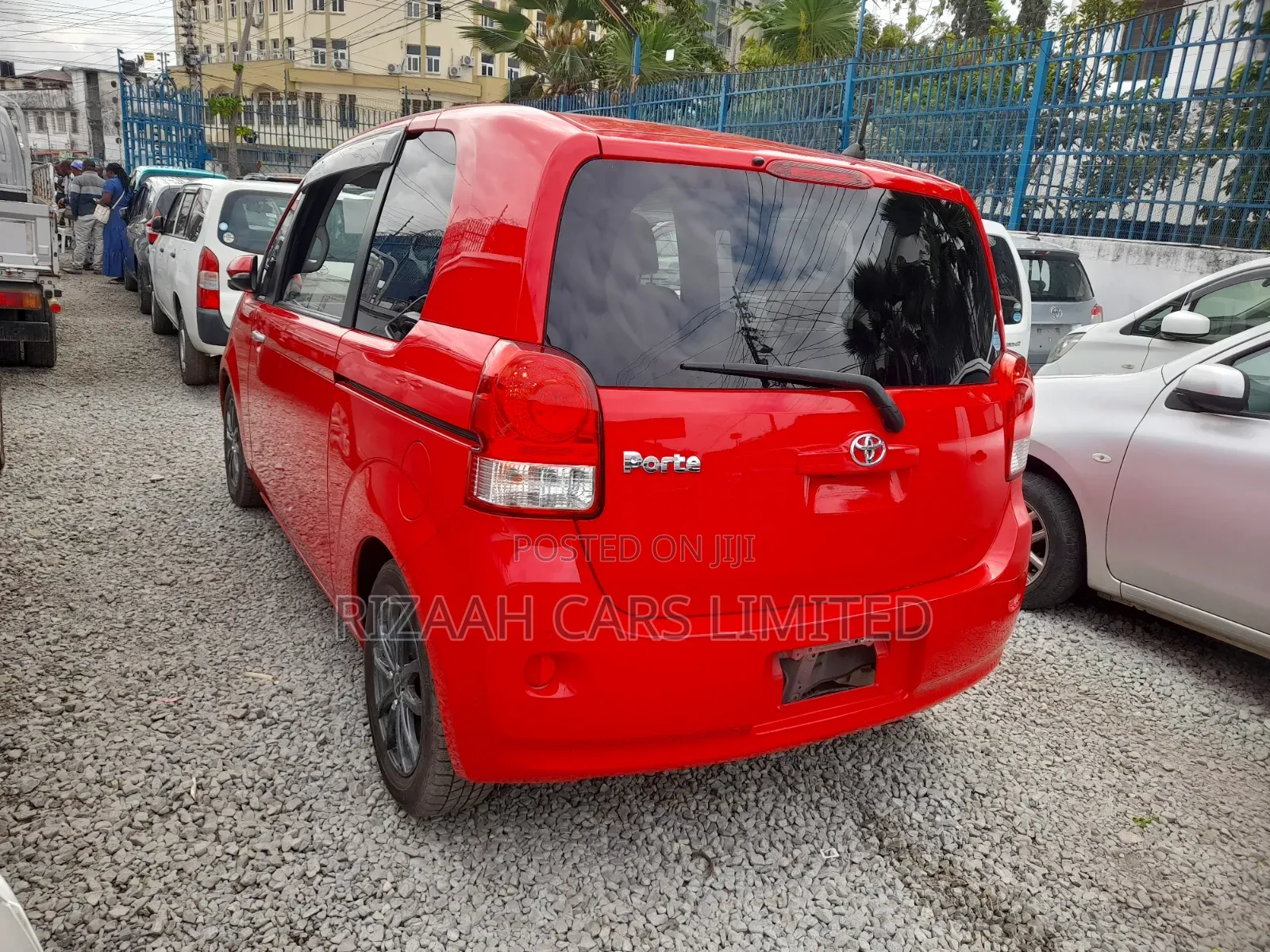 Toyota Porte 2019 Red
