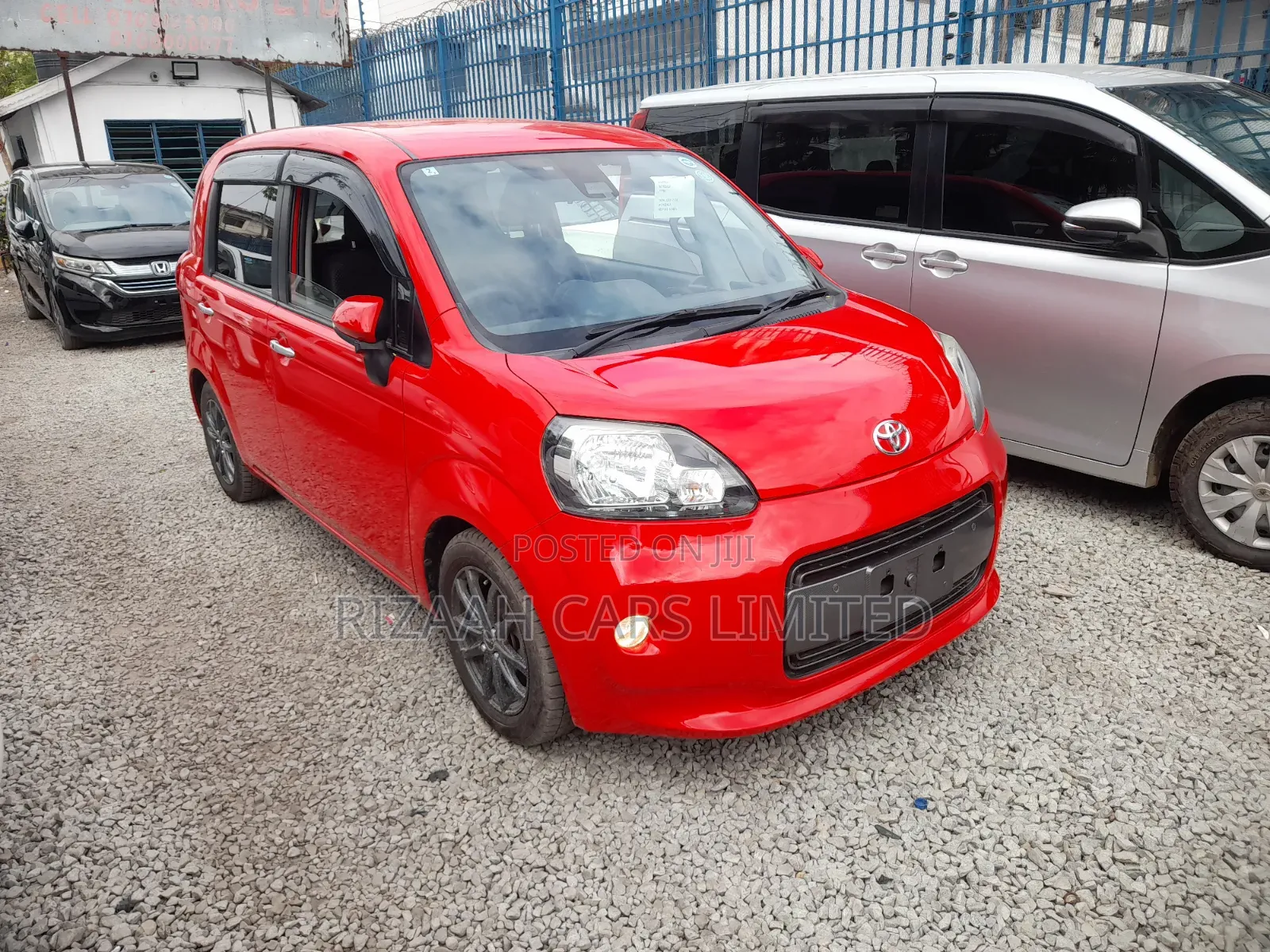 Toyota Porte 2019 Red