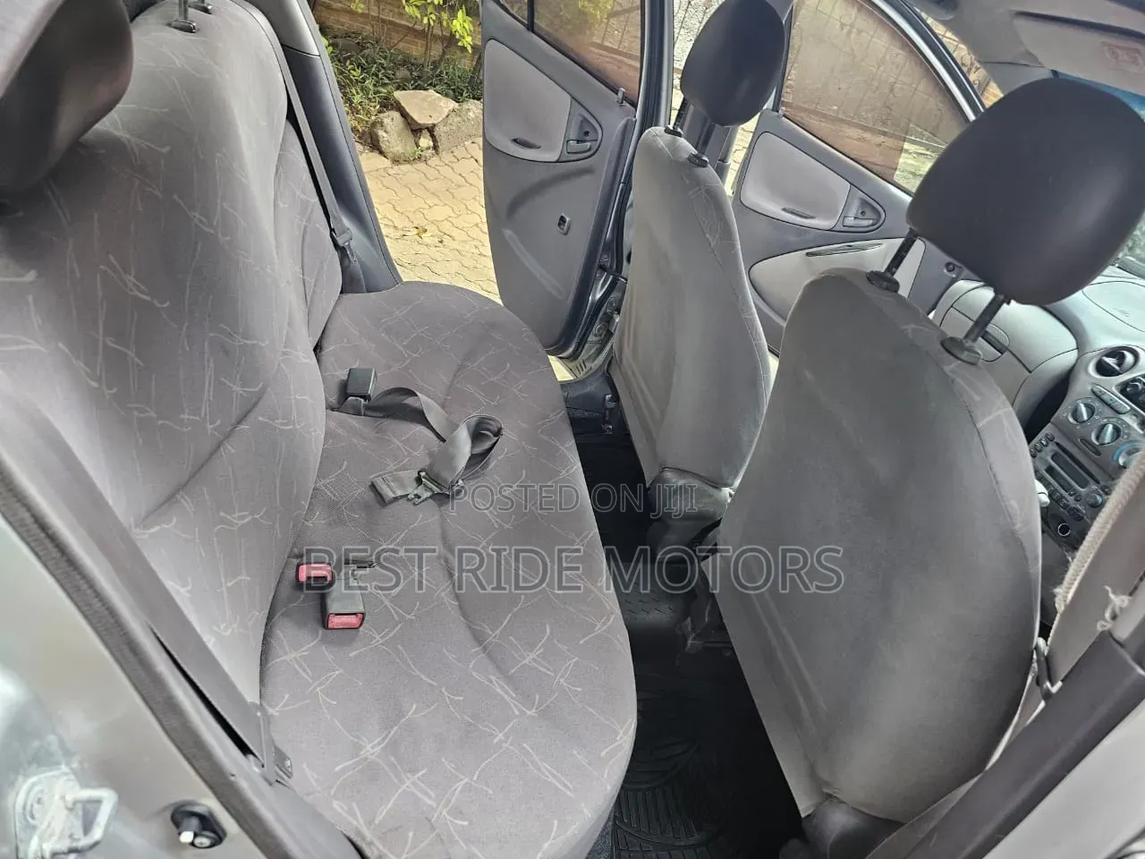 Toyota Platz 2001 Silver