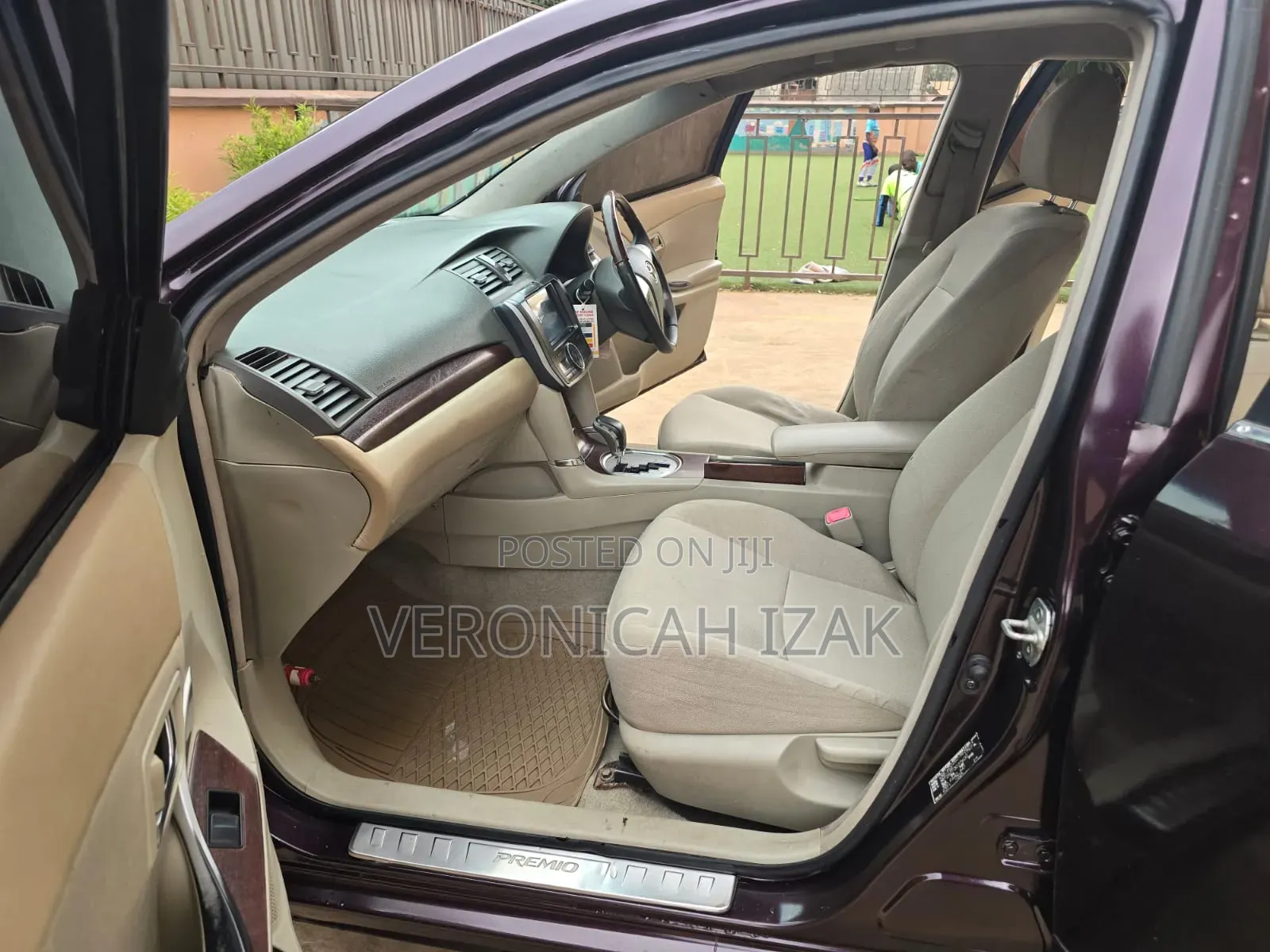 Toyota Premio 2011 Burgundy