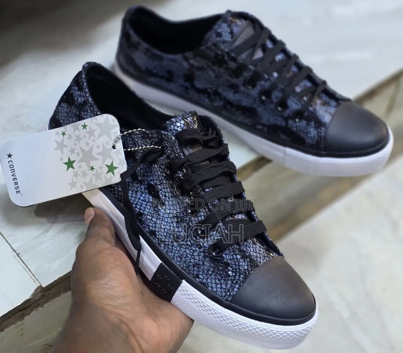 Wipe and Go,Original Leather Converse