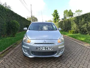 Mitsubishi Mirage 2015 Silver