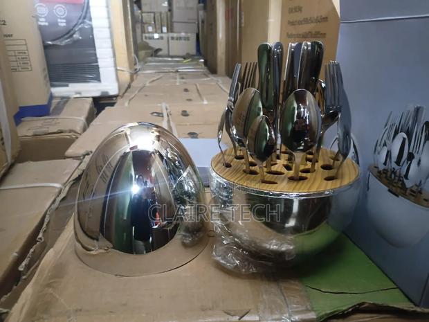 Premium 36PC Cutlery Set With Egg-Shaped Storage Case - thumbnail 2