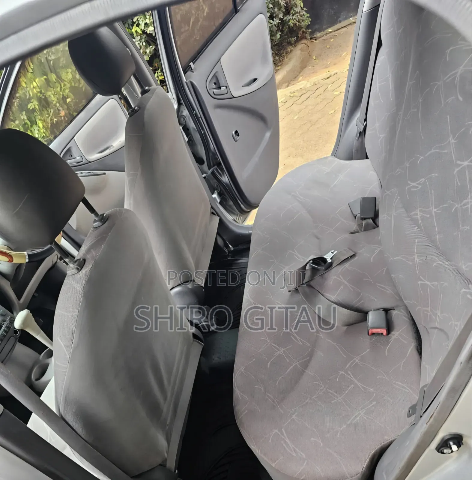 Toyota Platz 1999 Silver