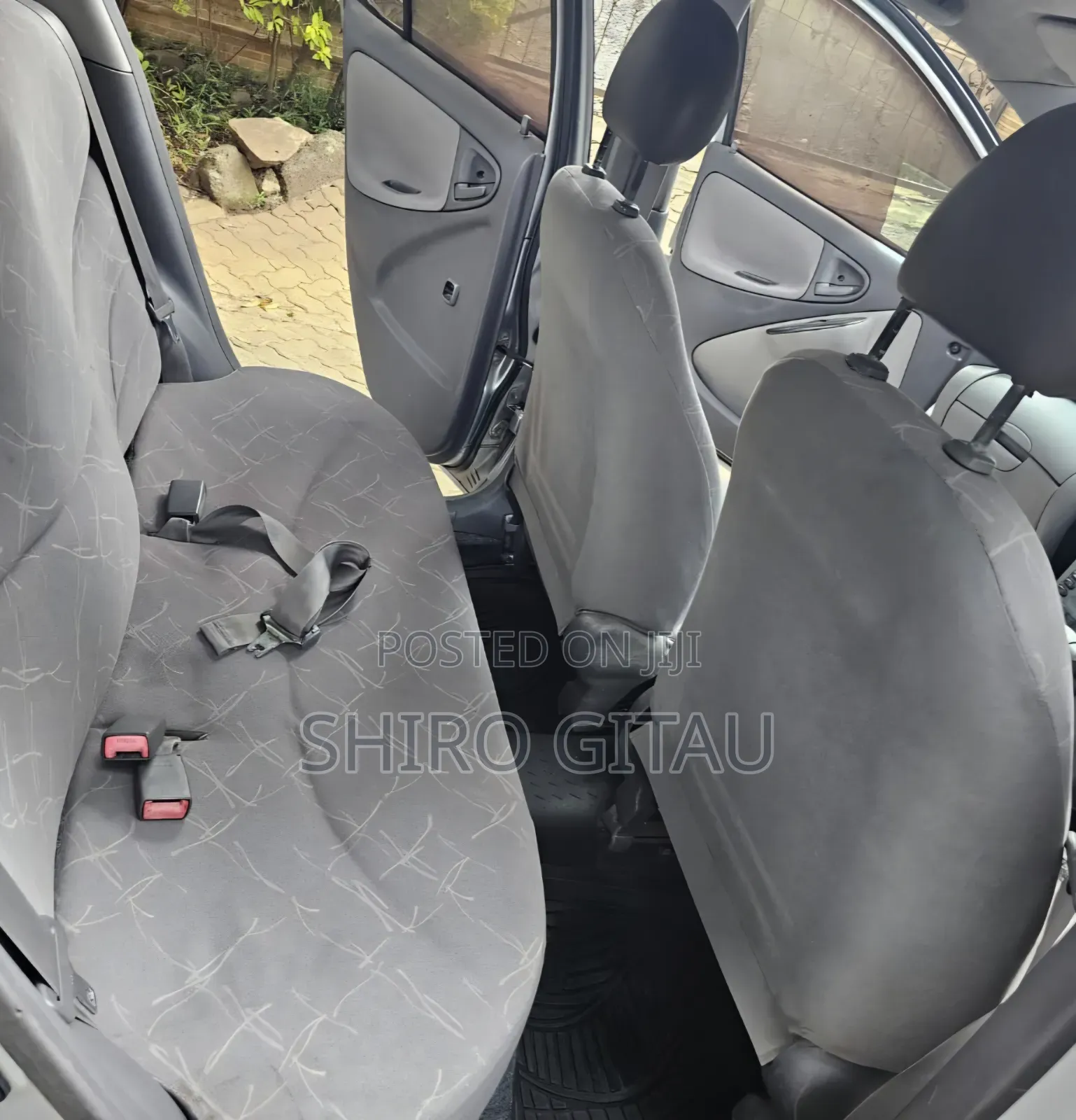 Toyota Platz 1999 Silver