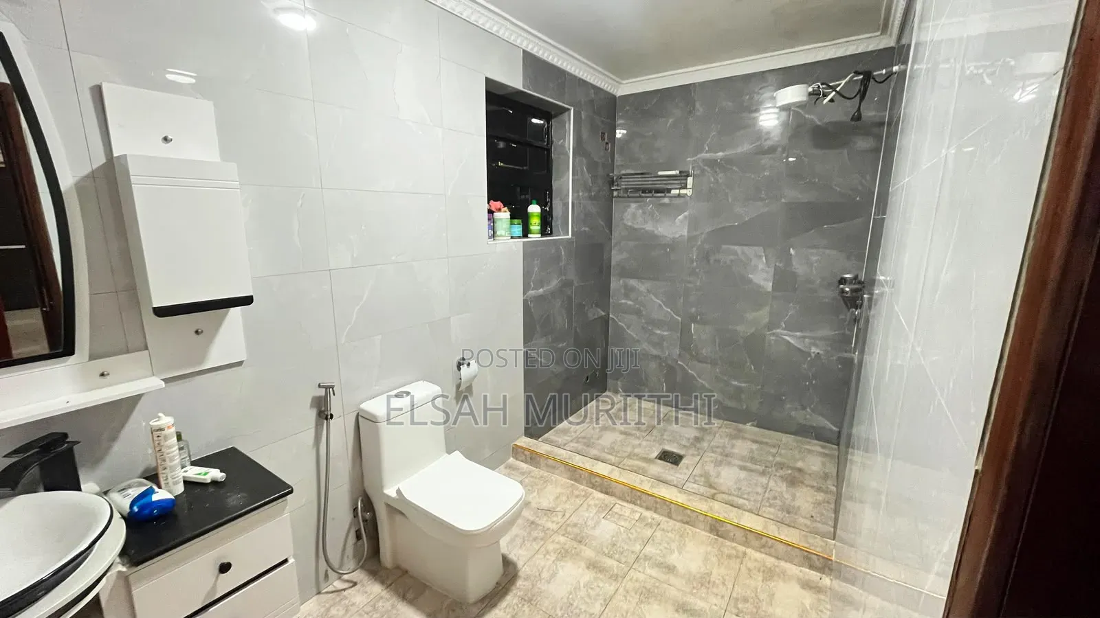 4bdrm Mansion in Kanyi Court, Ruai for sale