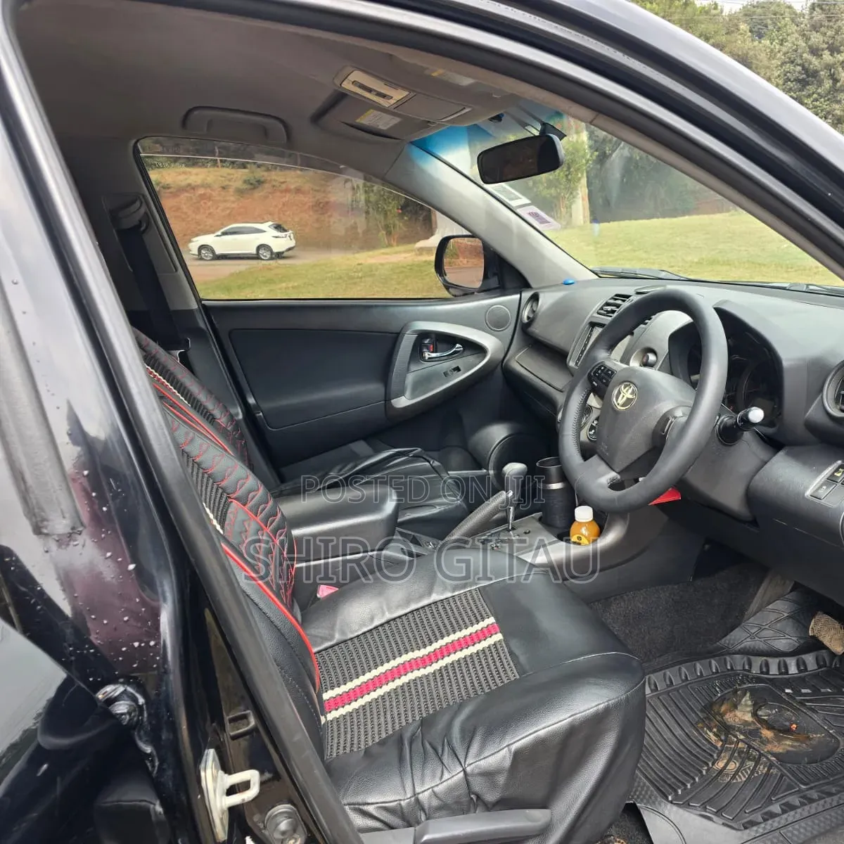 Toyota Vanguard 2013 Black