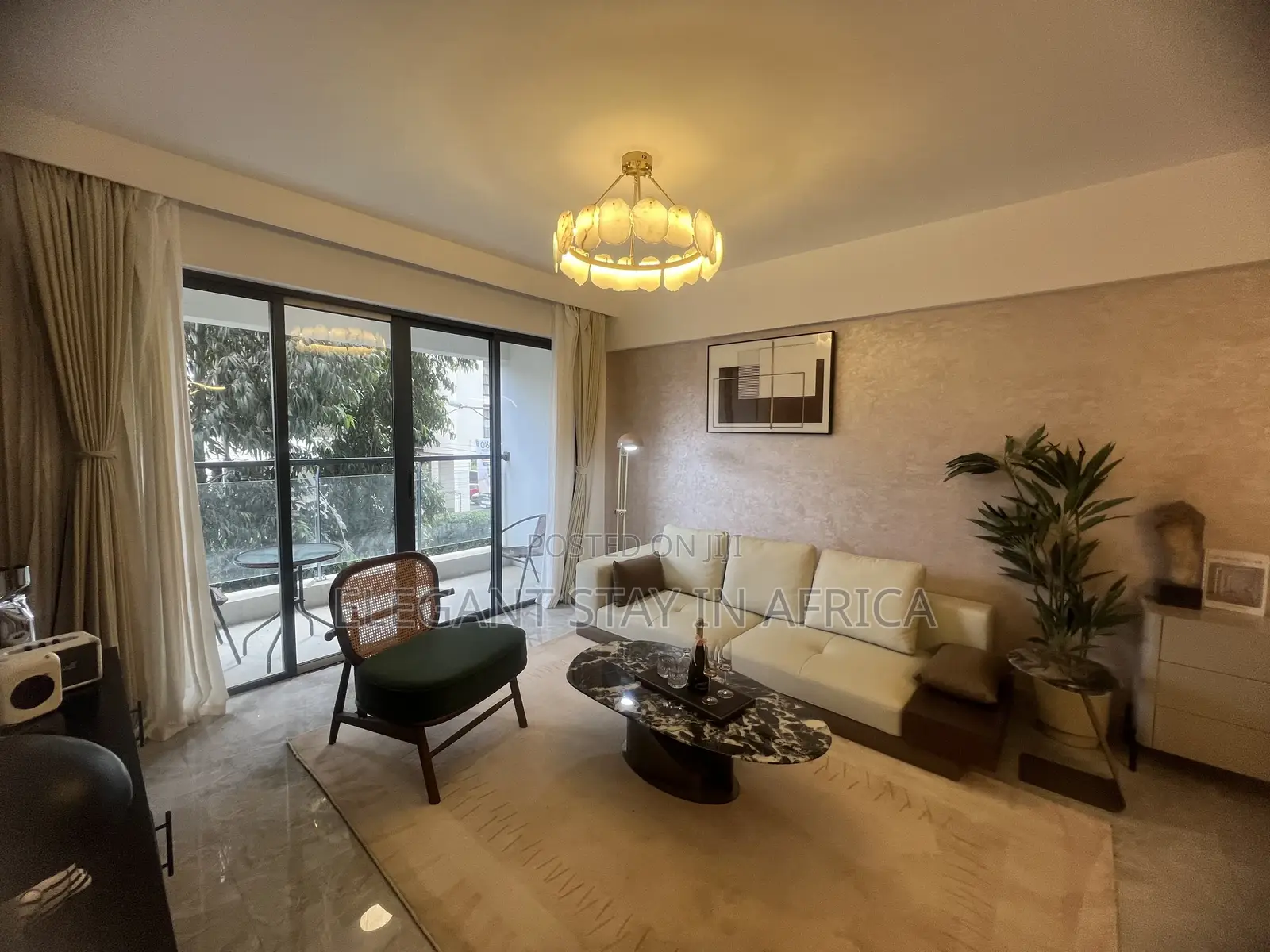 3bdrm Apartment in Lavington for sale