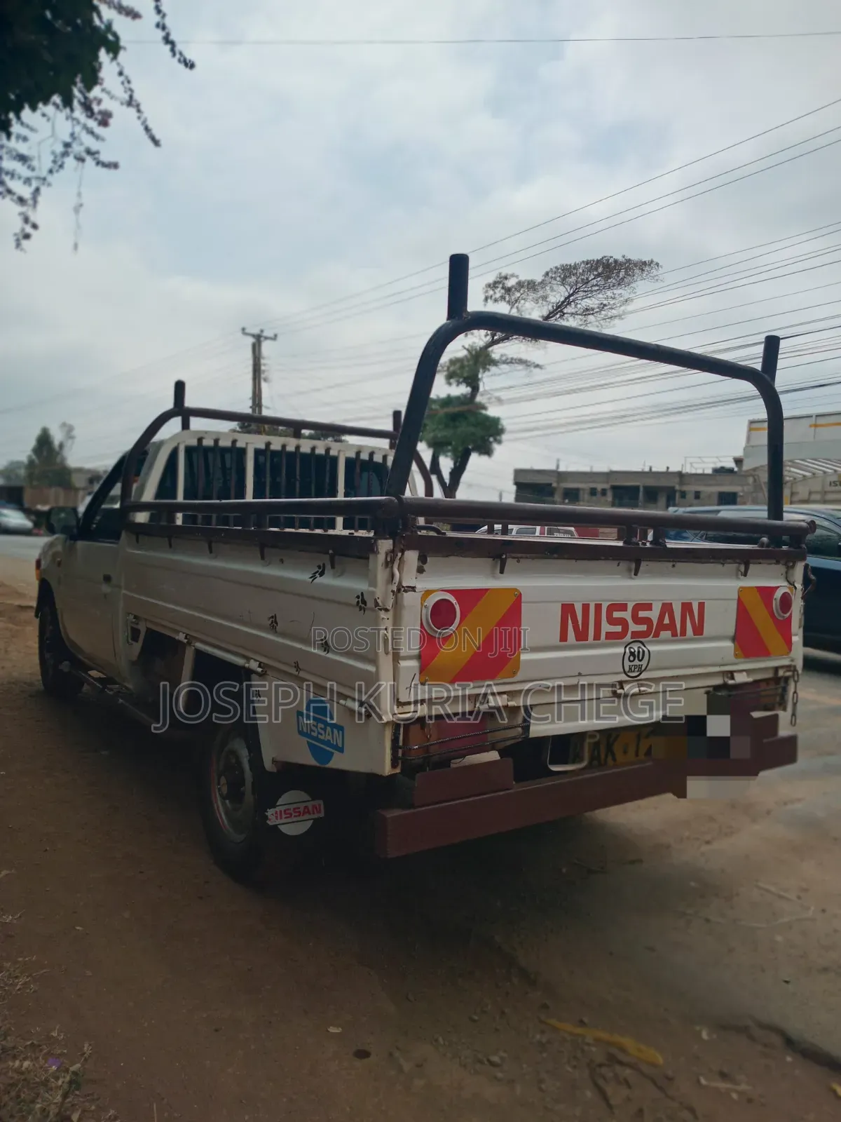 Nissan Hardbody 1995 White
