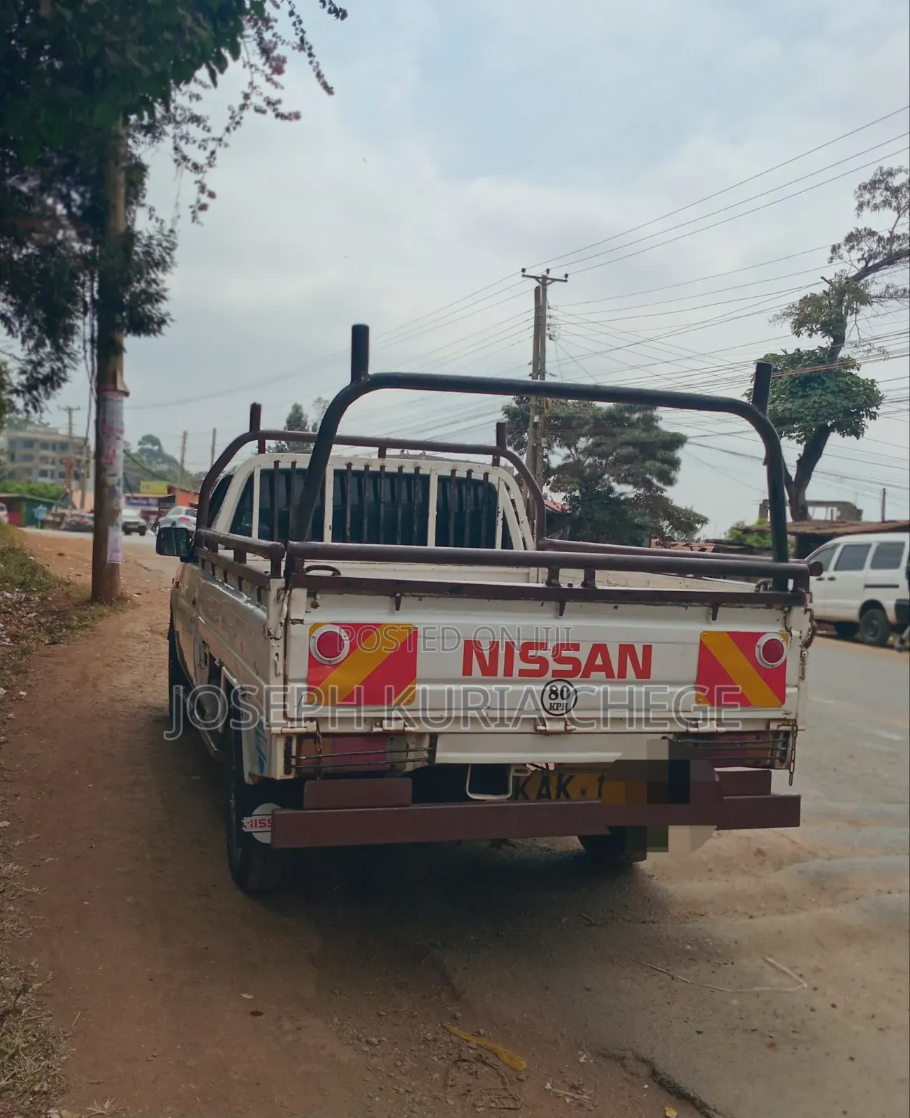 Nissan Hardbody 1995 White