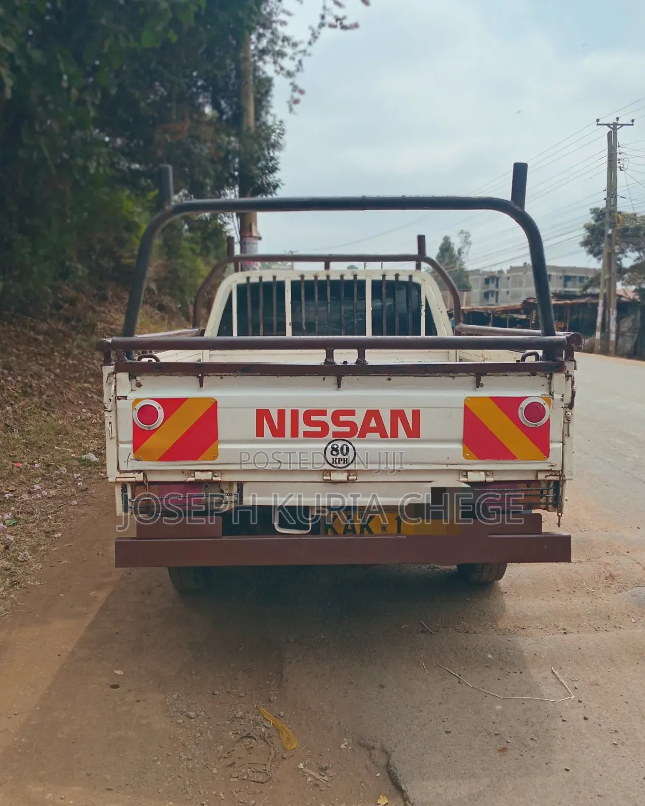 Nissan Hardbody 1995 White
