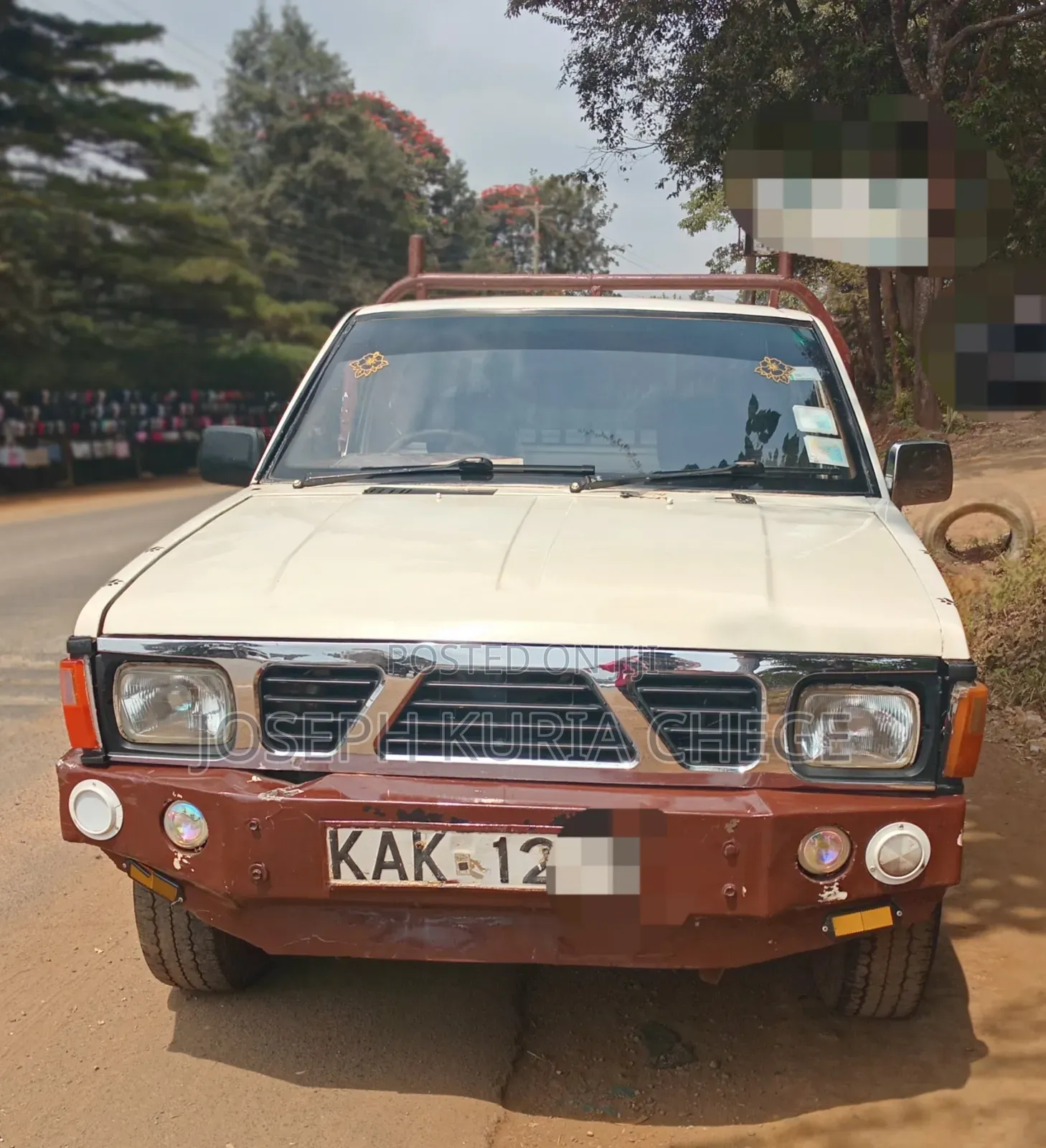 Nissan Hardbody 1995 White