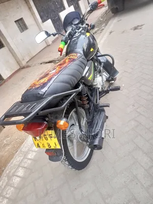 Bajaj Boxer 125 2023 Black