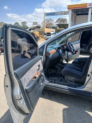 Nissan Tiida 2006 Silver