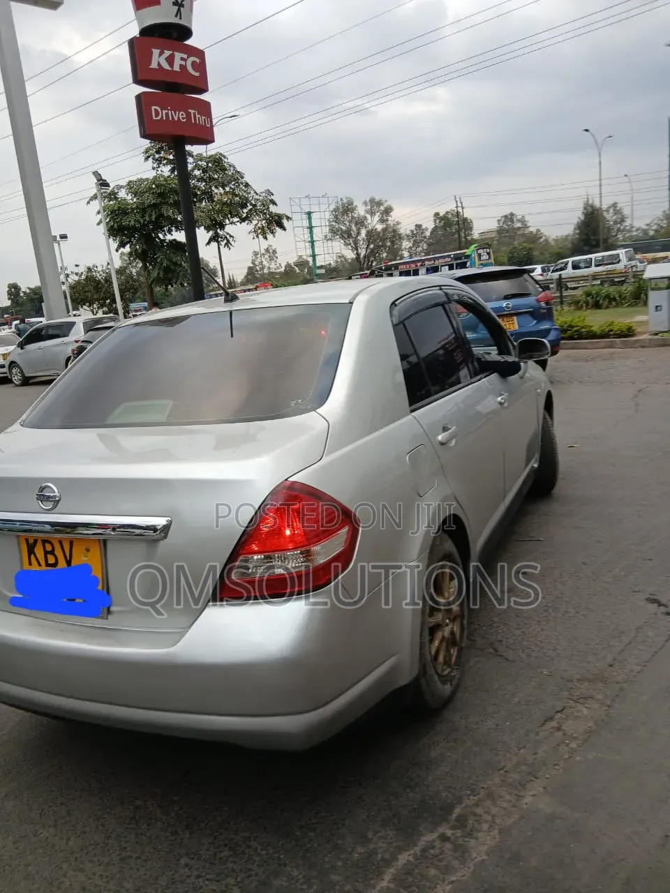 Nissan Tiida 2006 Silver