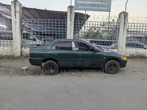 Mitsubishi Lancer 1997 Green