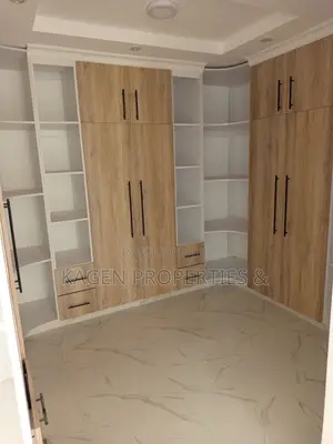 4bdrm House in Matasia for sale