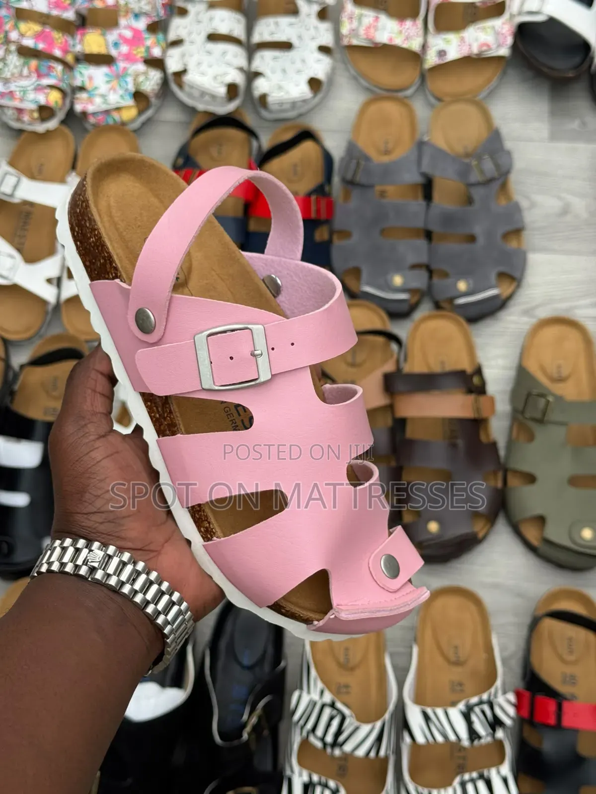 Hurry! Quality Sandals Unisex. Colour Black/Blue/White/Brown/Pink