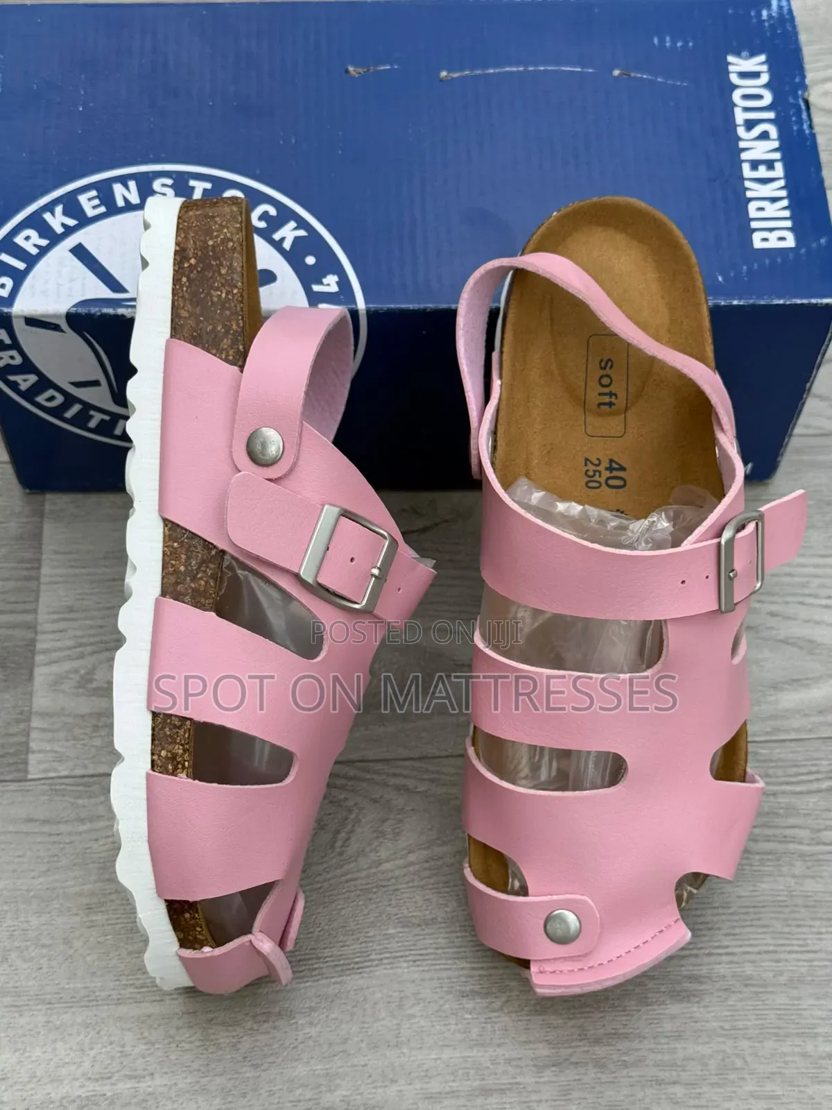 Hurry! Quality Sandals Unisex. Colour Black/Blue/White/Brown/Pink