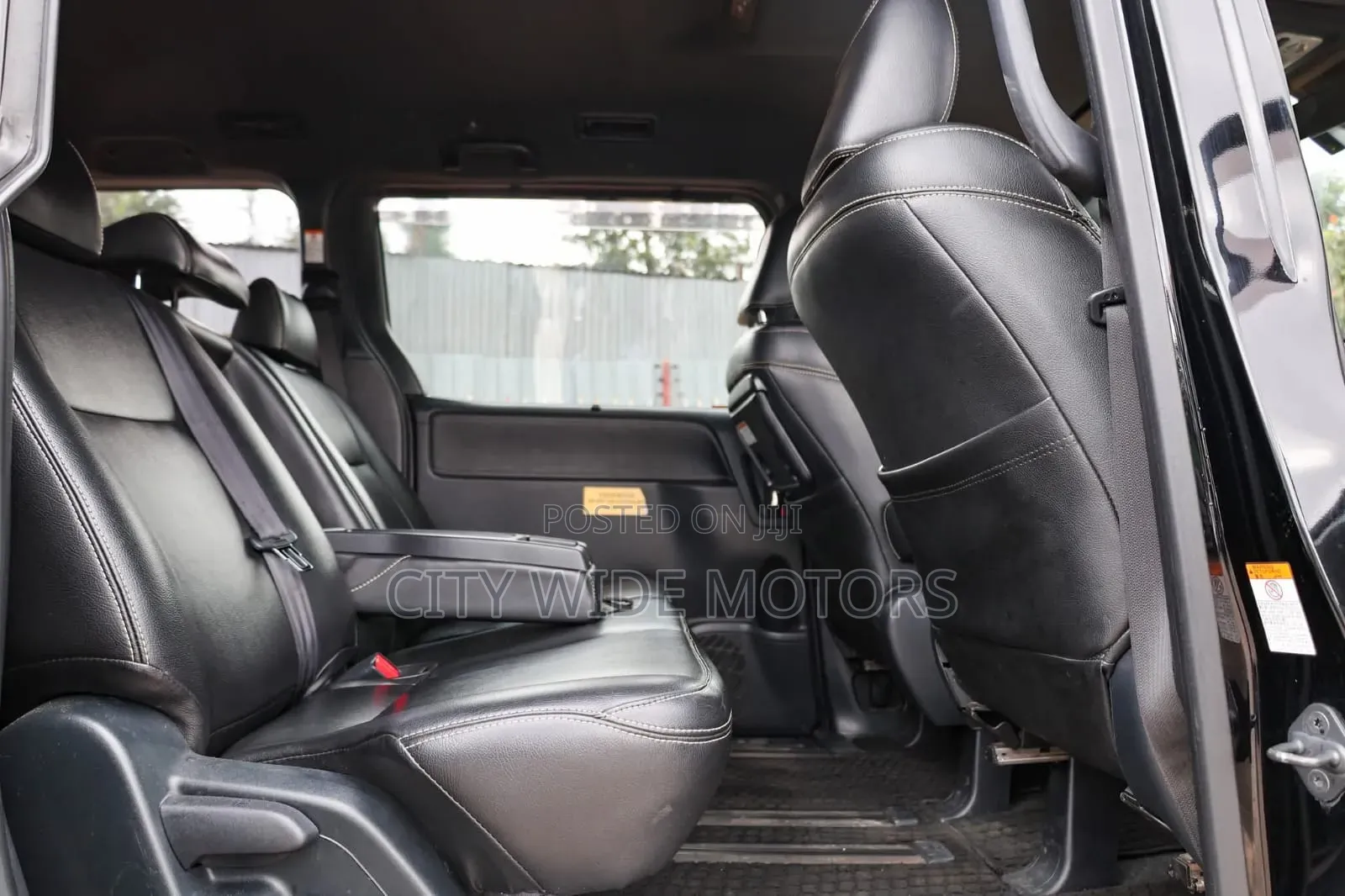 Toyota Esquire 2016 Black