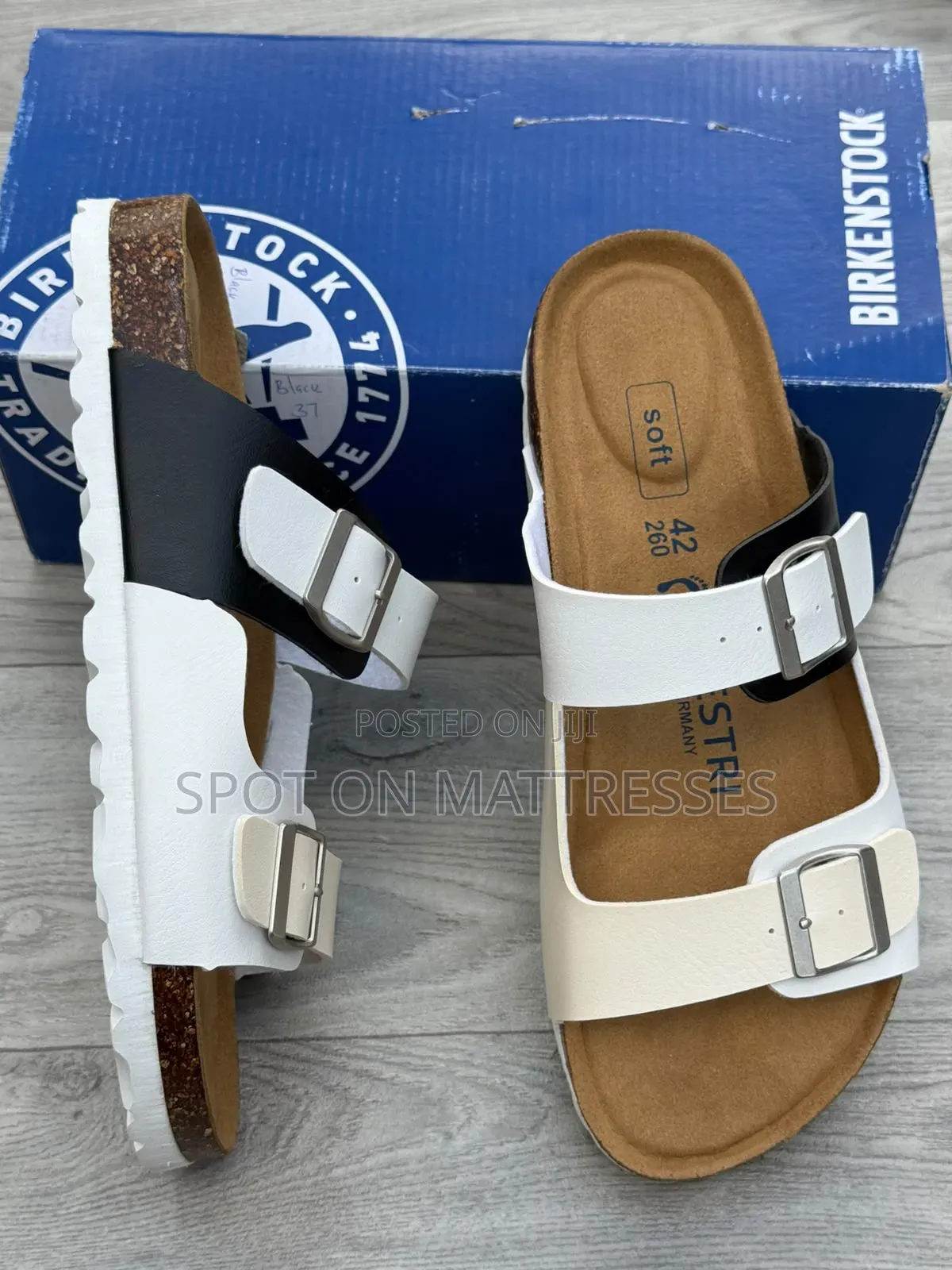 Vibes Tupu! Ladies' Sandals Now Available! Delivery Countrywide!