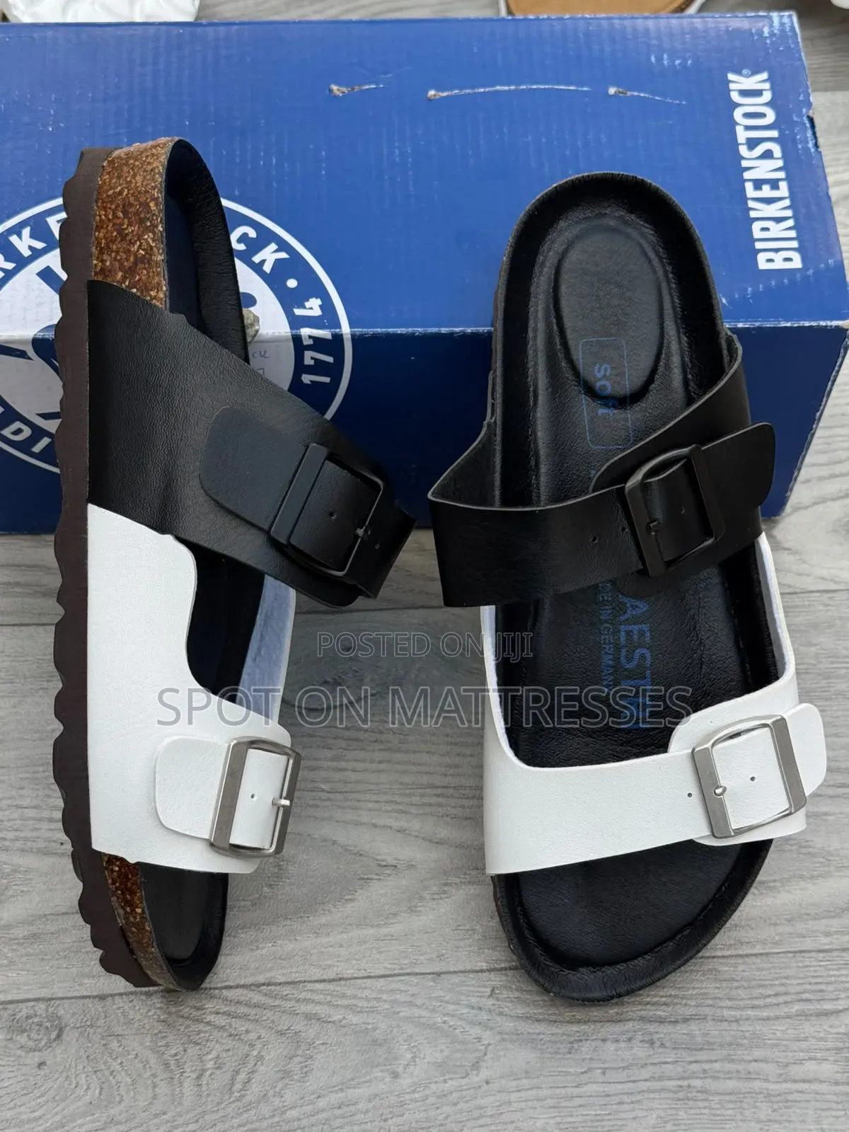 Vibes Tupu! Ladies' Sandals Now Available! Delivery Countrywide!
