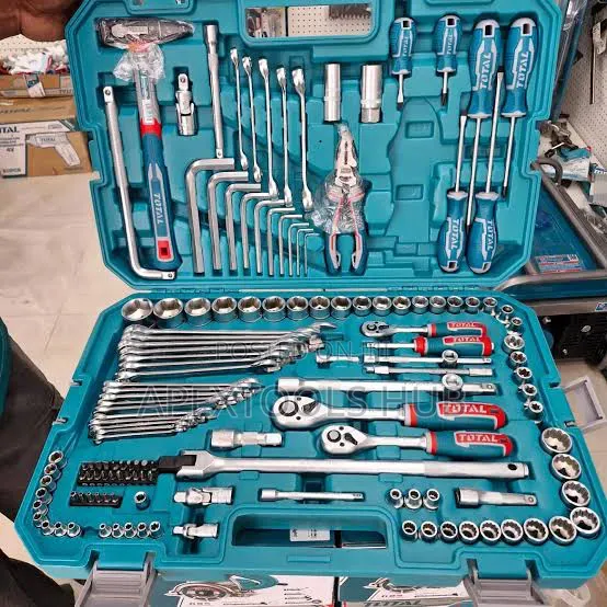 Total 142pc Combination Tool Set