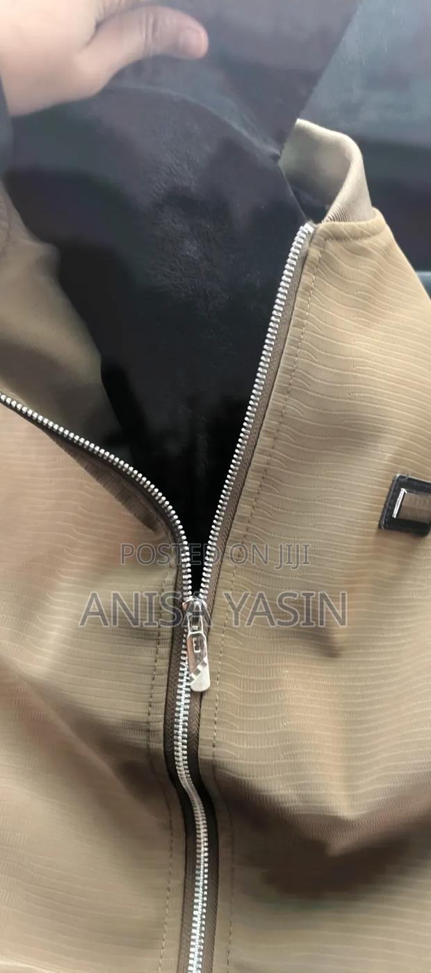 Men's Leather Jacket Size Xl but Slim Fit