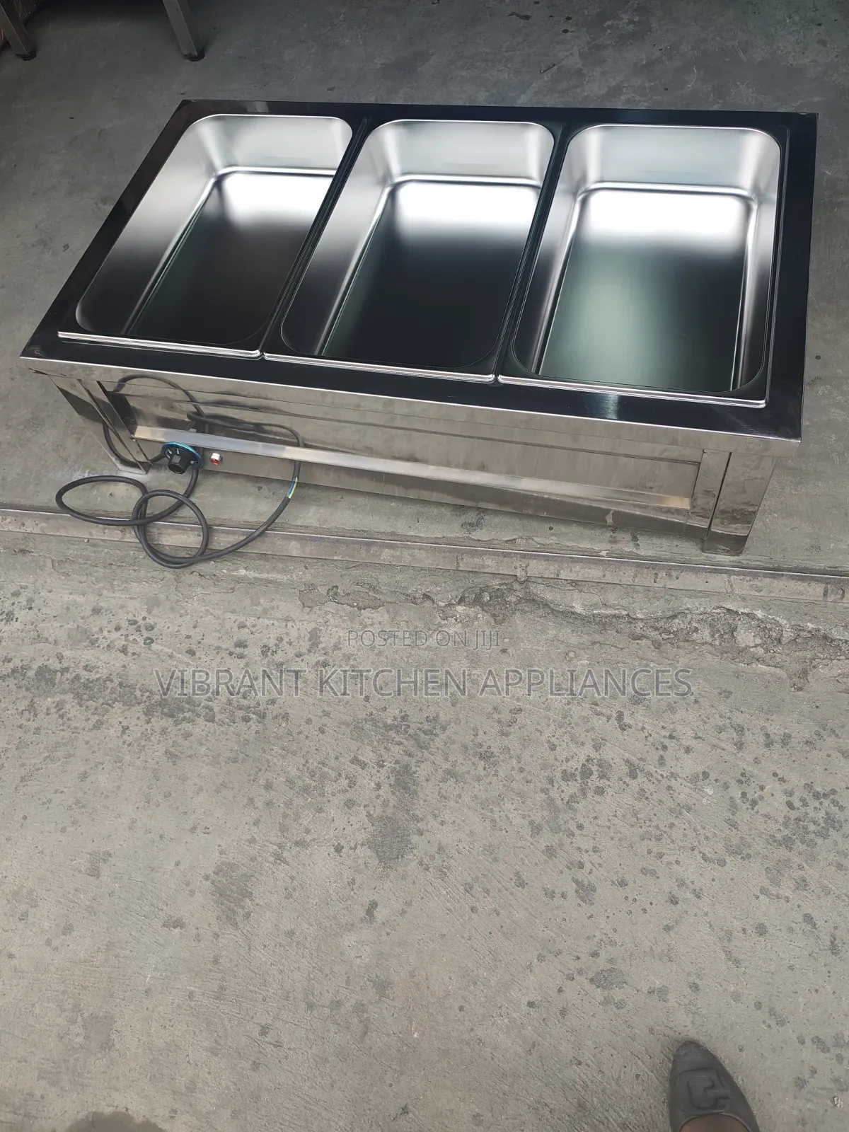 3‐Pan Table‐Top Food Warmer