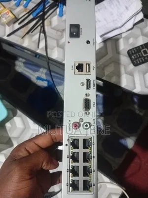 Sselling a 8 Channel NVR Plus 2tb HDD