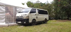 Toyota HiAce 2008 White
