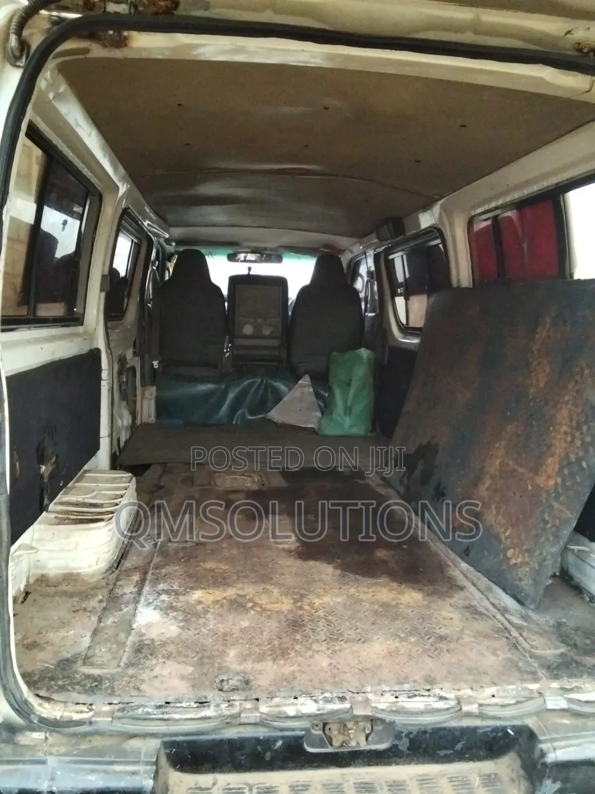 Toyota HiAce 2008 White