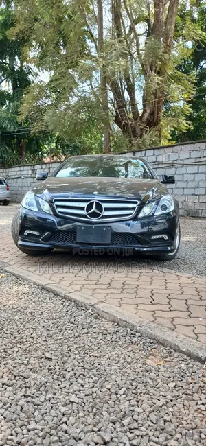 Mercedes-Benz E250 2011 Black