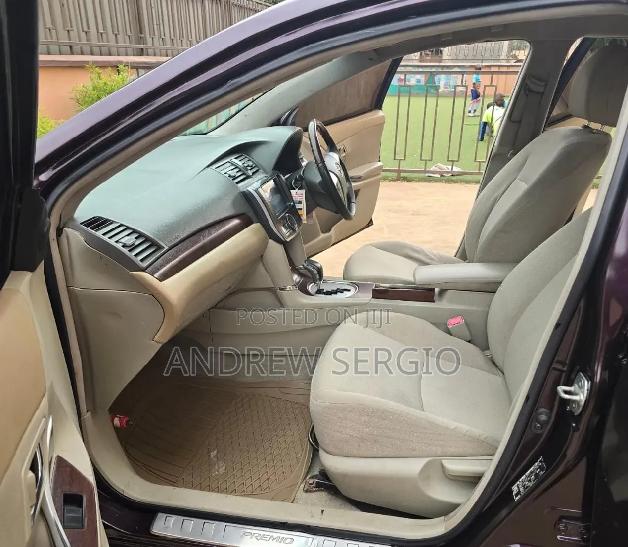 Toyota Premio 2011 Burgundy