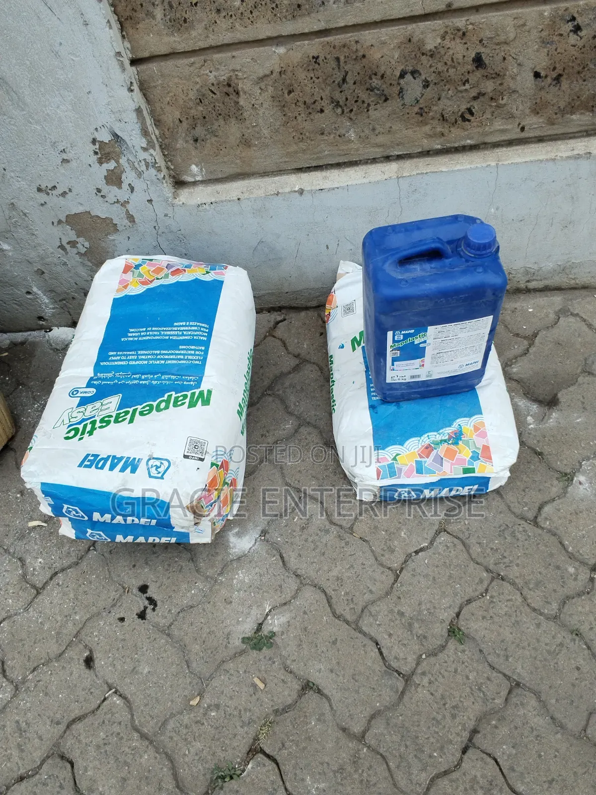 Bathroom, Swimming Pool Mapei Mapelastic Smart