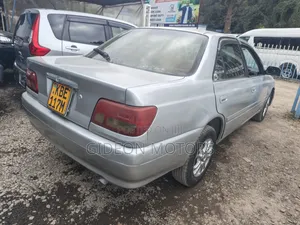 Toyota Carina 2001 Silver