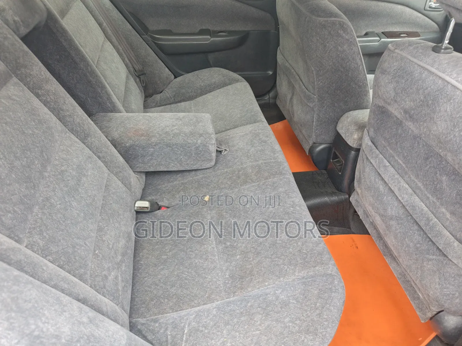 Toyota Carina 2001 Silver