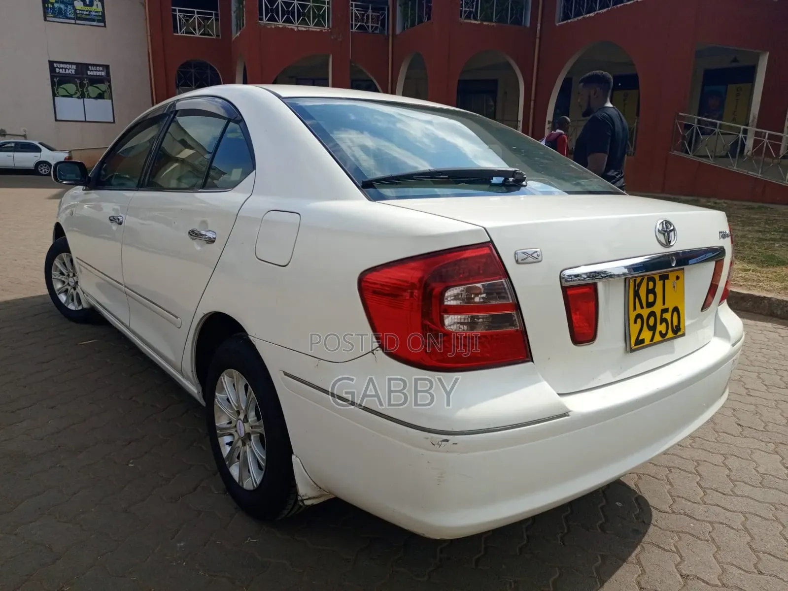 Toyota Premio 2005 White