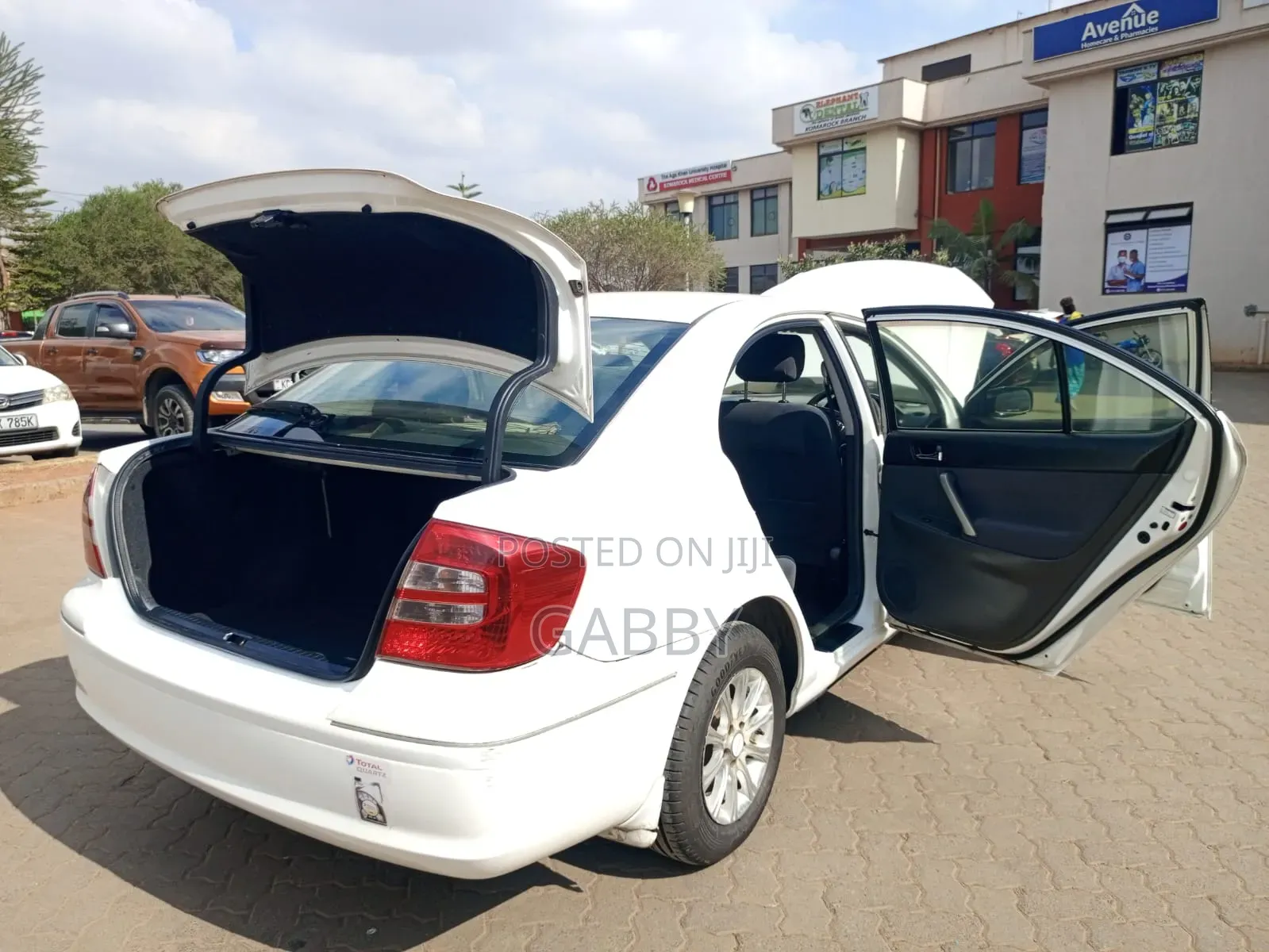 Toyota Premio 2005 White