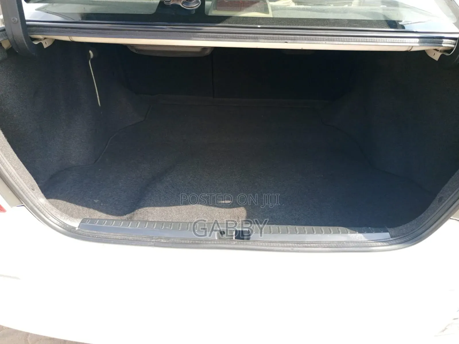Toyota Premio 2005 White