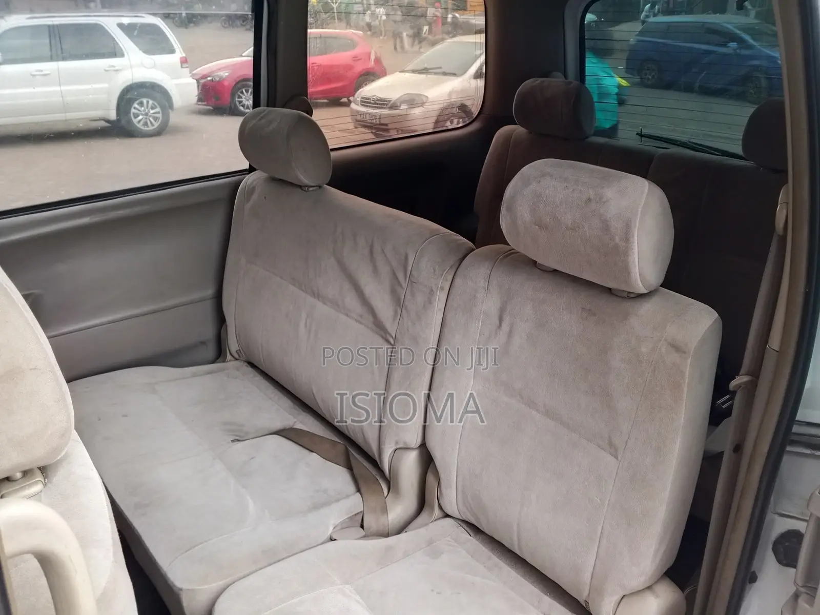 Toyota HiAce 2019 White