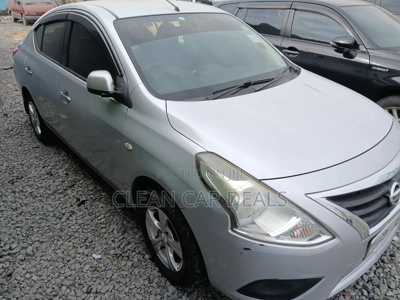 Nissan Latio 1.2 2015 Silver