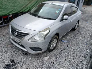 Nissan Latio 1.2 2015 Silver