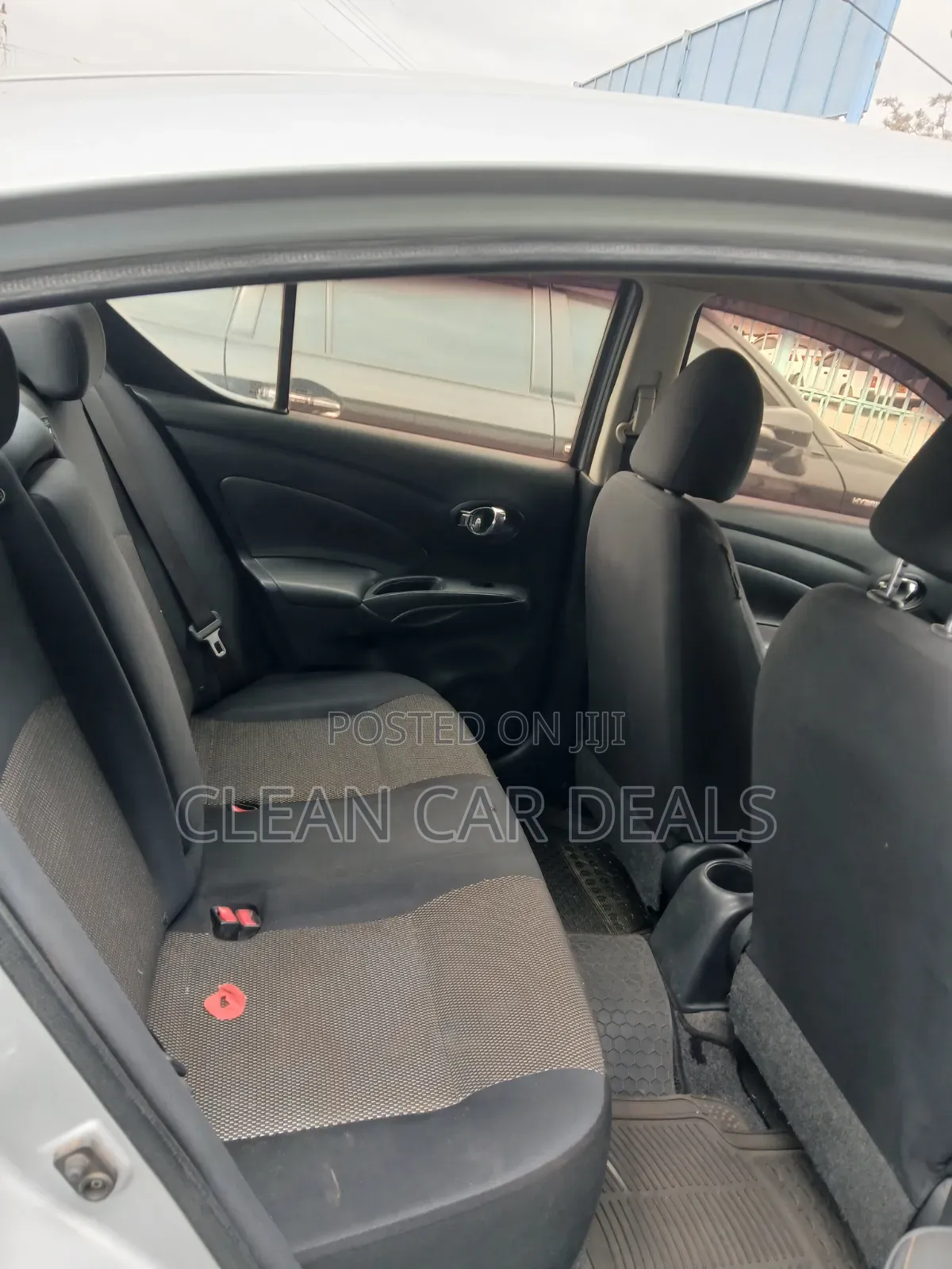 Nissan Latio 1.2 2015 Silver