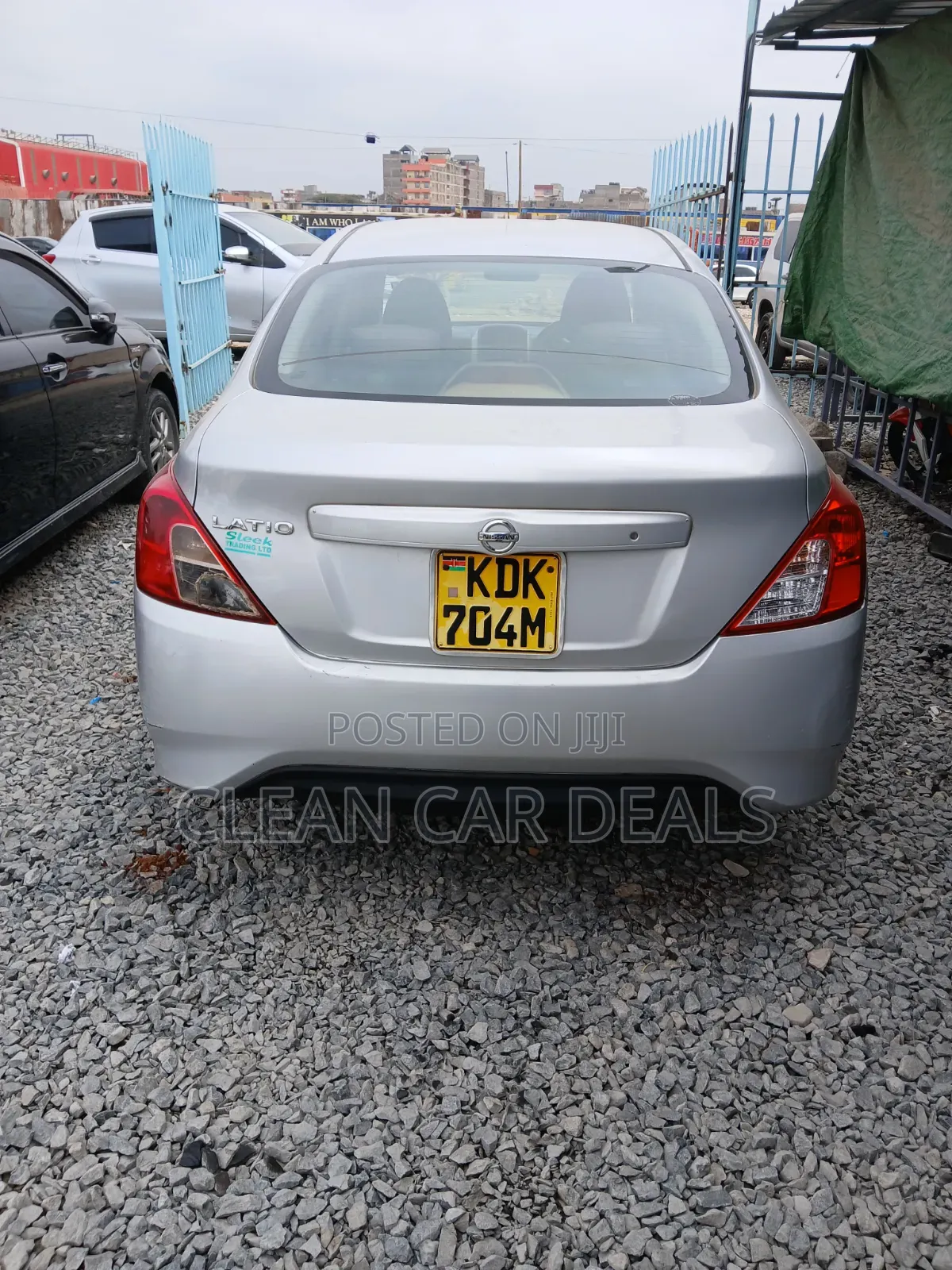 Nissan Latio 1.2 2015 Silver