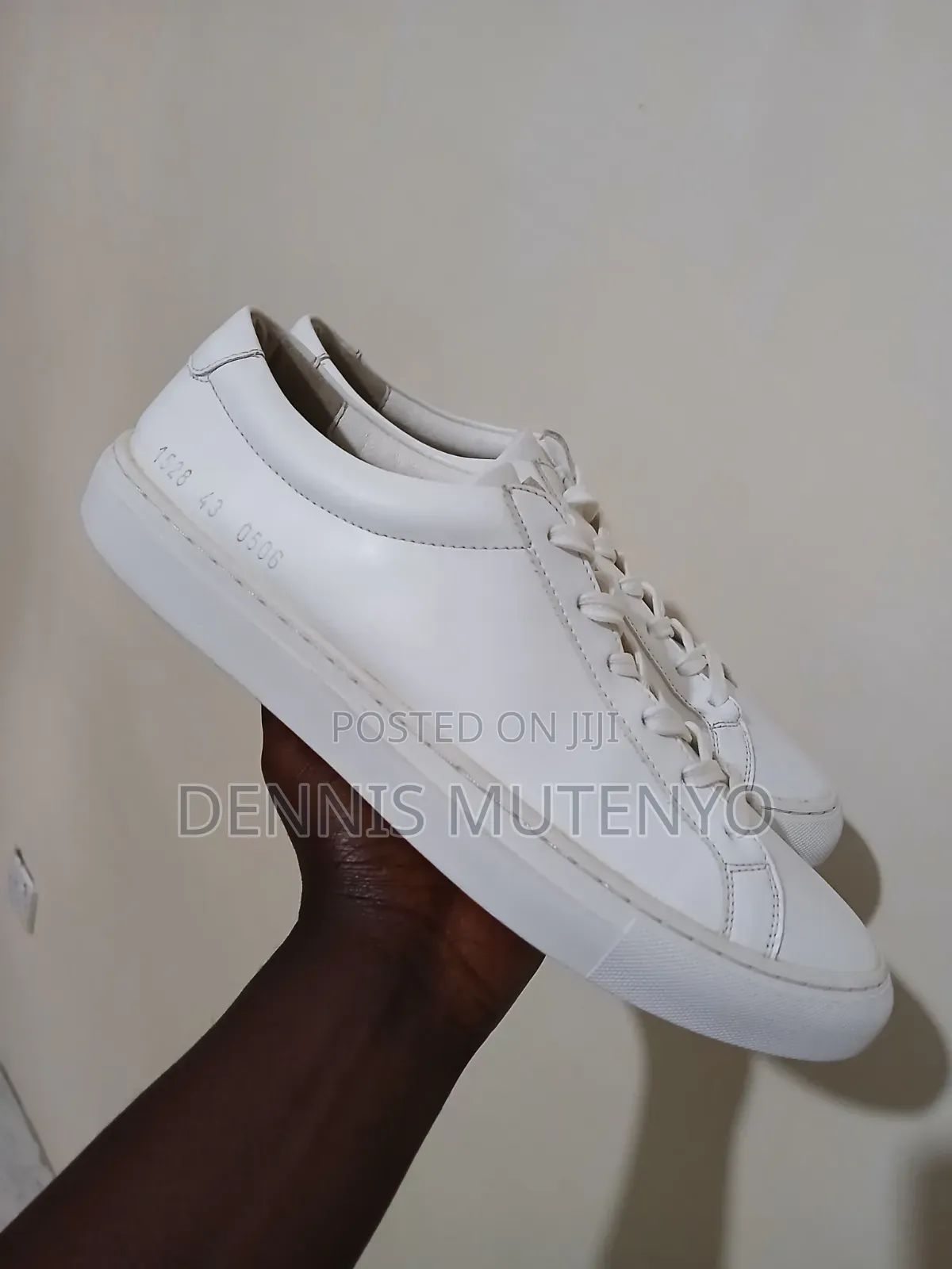 Mens Semi Casual White Genuine Leather Sneakers Size 9/43