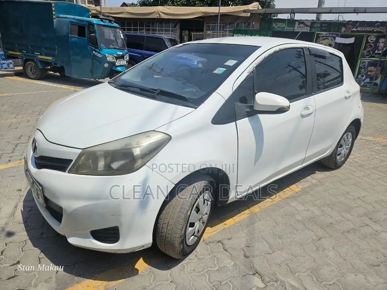 Toyota Vitz 2012 White