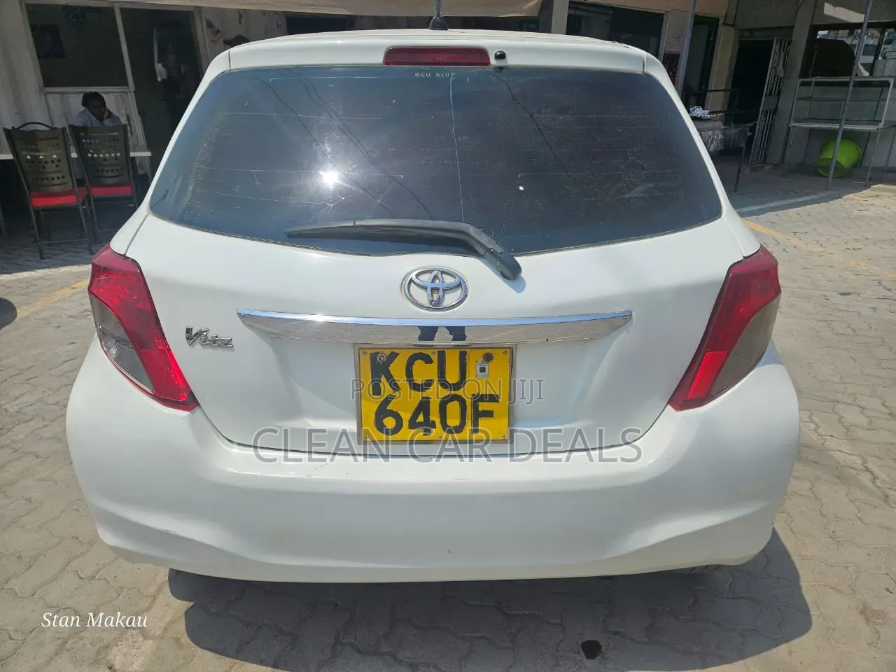 Toyota Vitz 2012 White