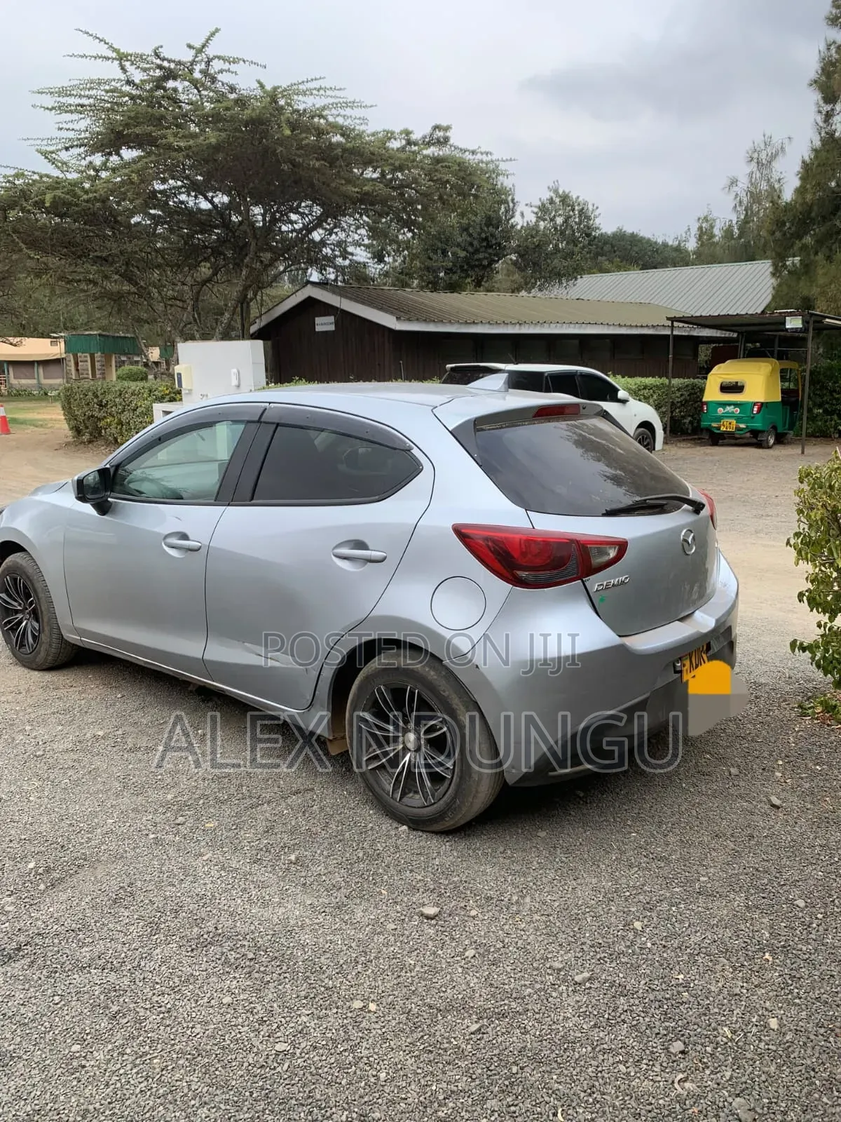 Mazda Demio 2017 Silver