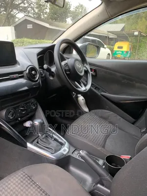 Mazda Demio 2017 Silver